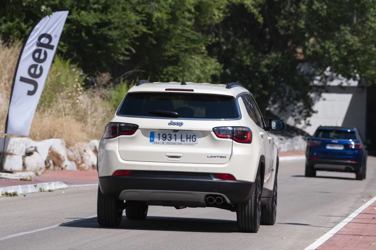 Actualizacion Jeep Compass 2020 02