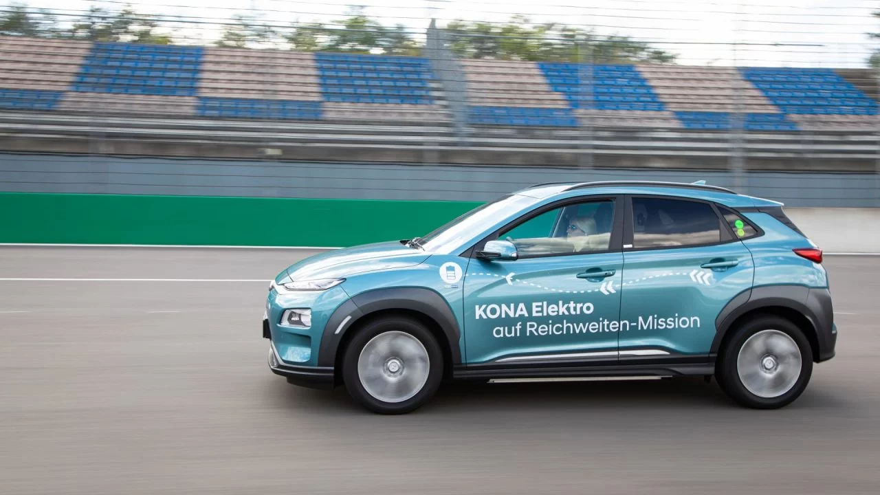 Hyundai Kona Record Autonomia 02