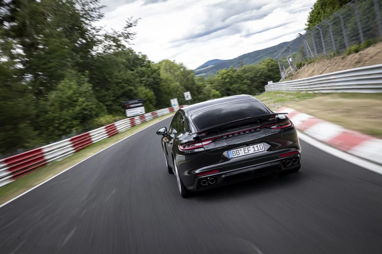 Porsche Panamera Nurburgring Nuevo Record 03