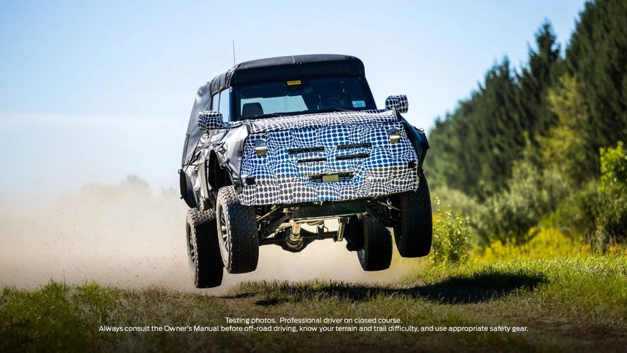 2021 Ford Bronco Raptor Portada 0920 01