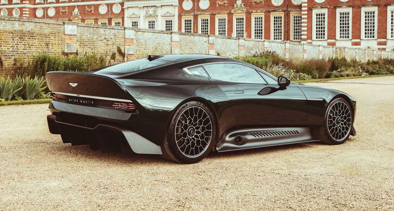 Aston Martin Victor 2021 0820 035