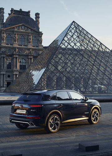 Ds7 Crossback Louvre 05