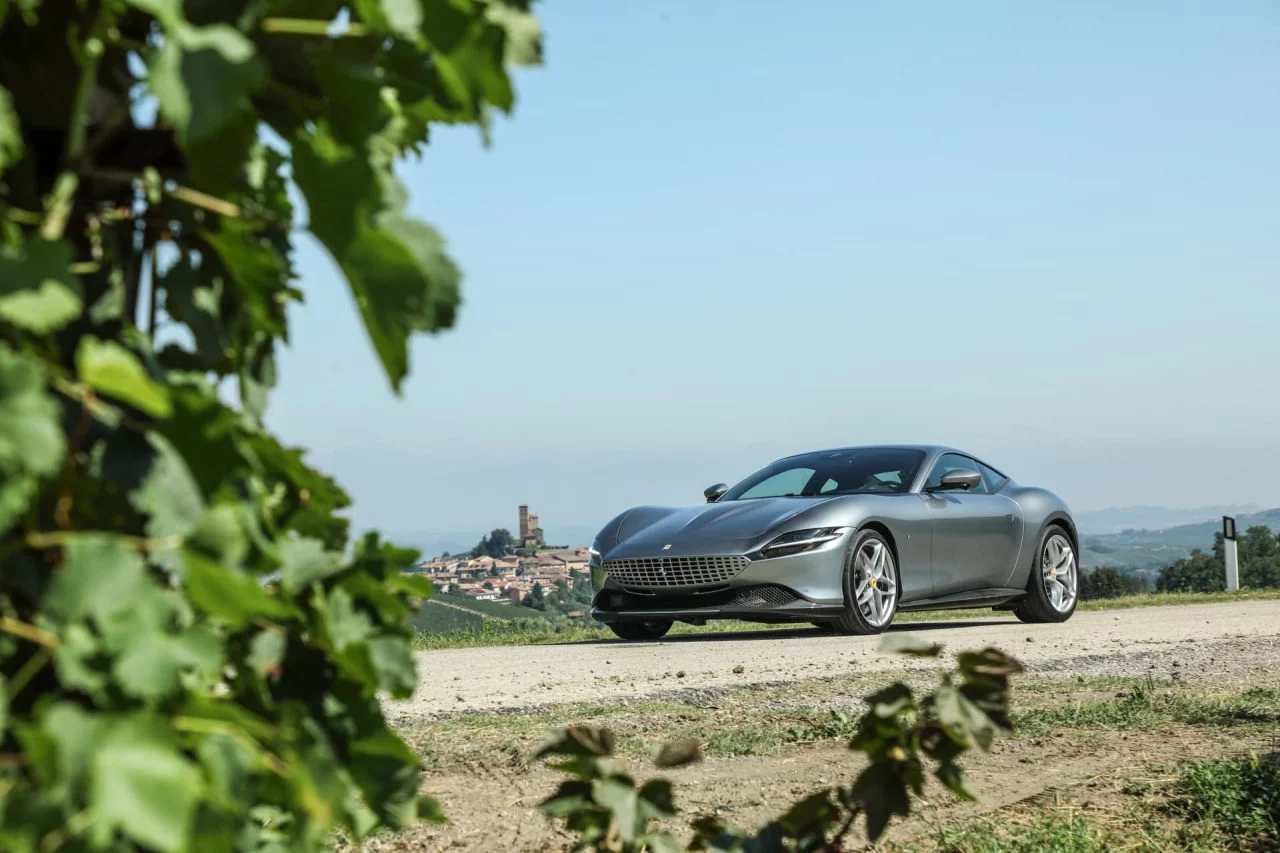 Ferrari Roma Grigio Titanio 055