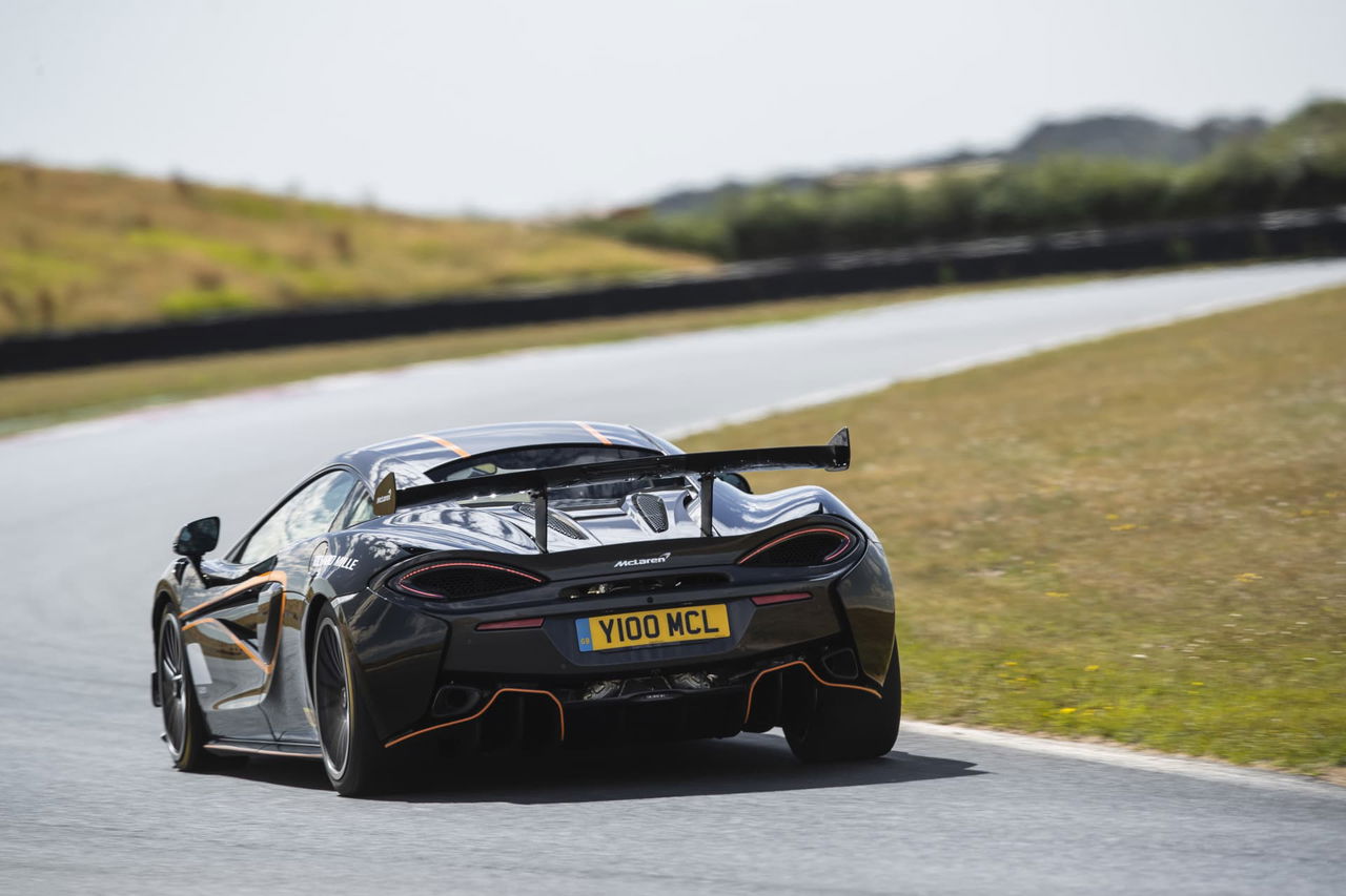 Mclaren 620r 02