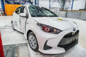 Toyota Yaris Euroncap 01