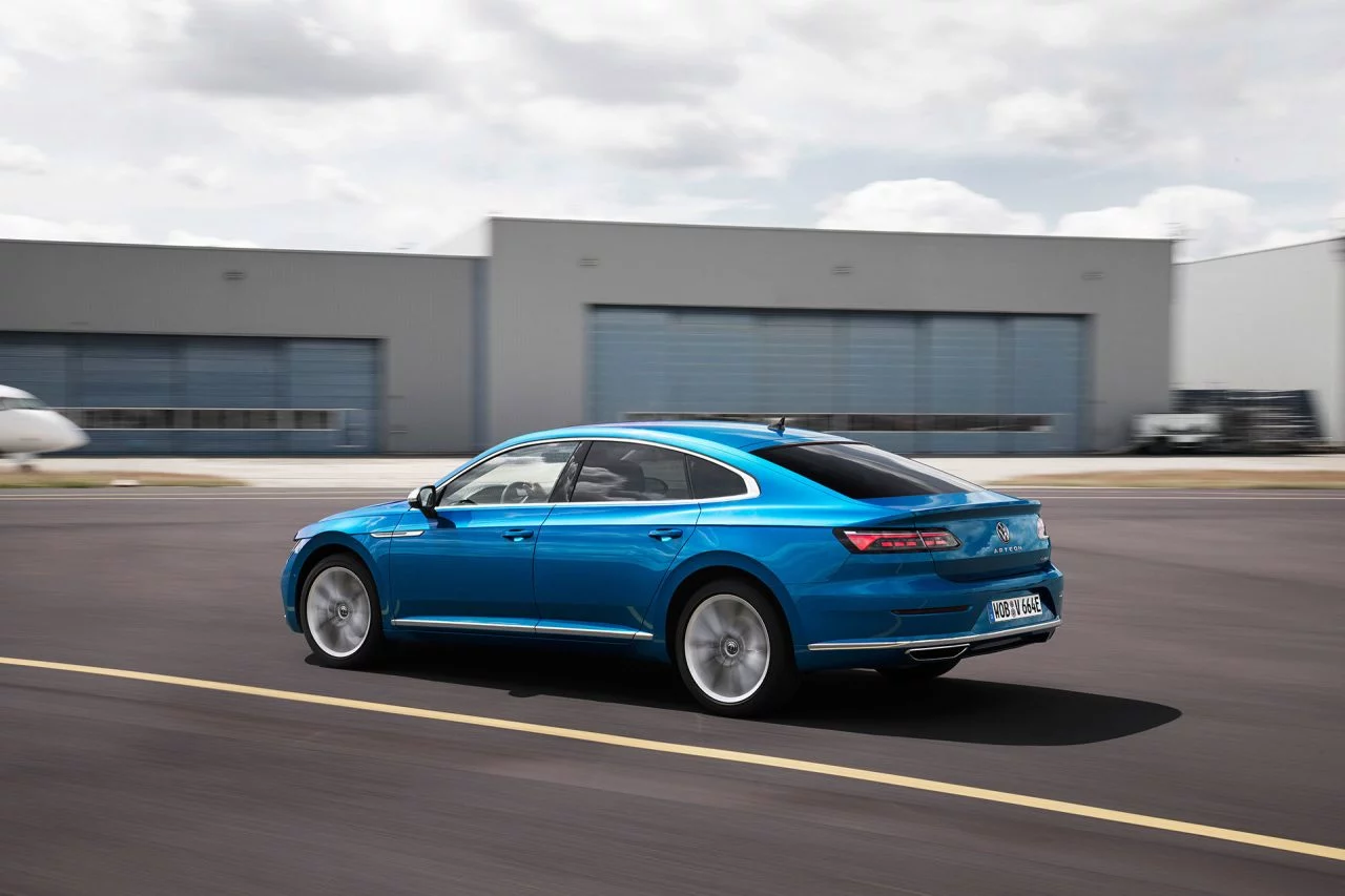 Volkswagen Arteon E Hybrid Azul 2020 03