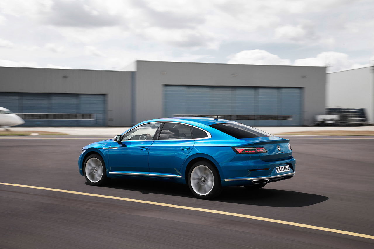 Volkswagen Arteon E Hybrid Azul 2020 03