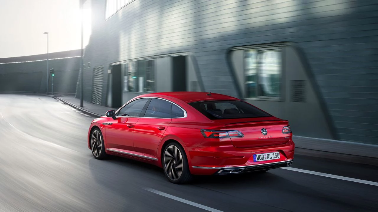 Volkswagen Arteon R Line Rojo 2020 05