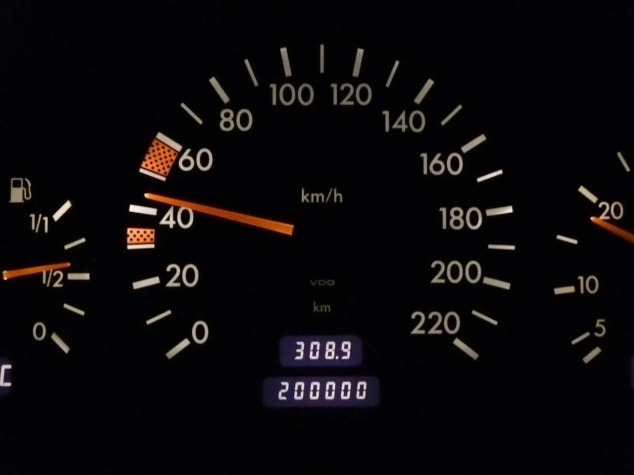 Cuentakilometros Trucado Mercedes Clasico Odometro Cuentakilometros