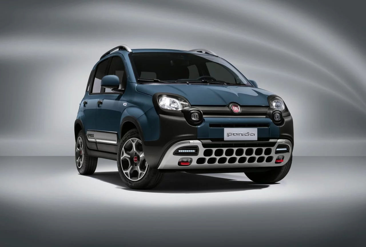 Fiat Panda Cross 2021 01