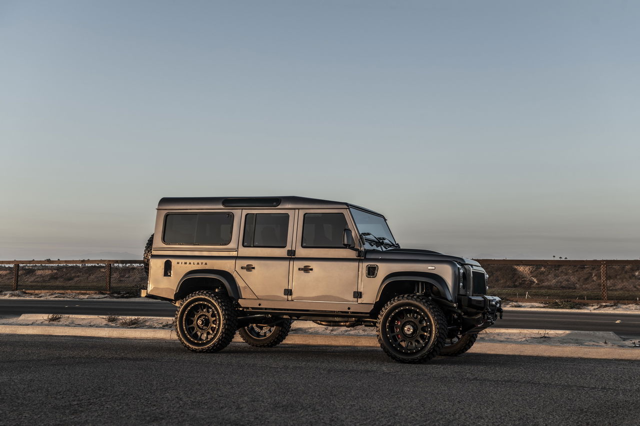 Himalaya Land Rover Defender 03