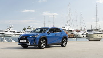 Lexus Ux 300e 01