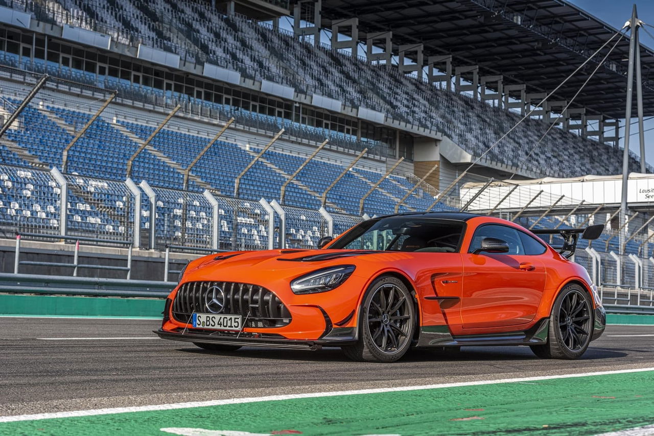 Driving Experience Amg Gt Bs / Amg E 53 & E 63 Lausitzring 2020 Driving Experience Amg Gt Bs / Amg E 53 & E 63 Lausitzring 2020