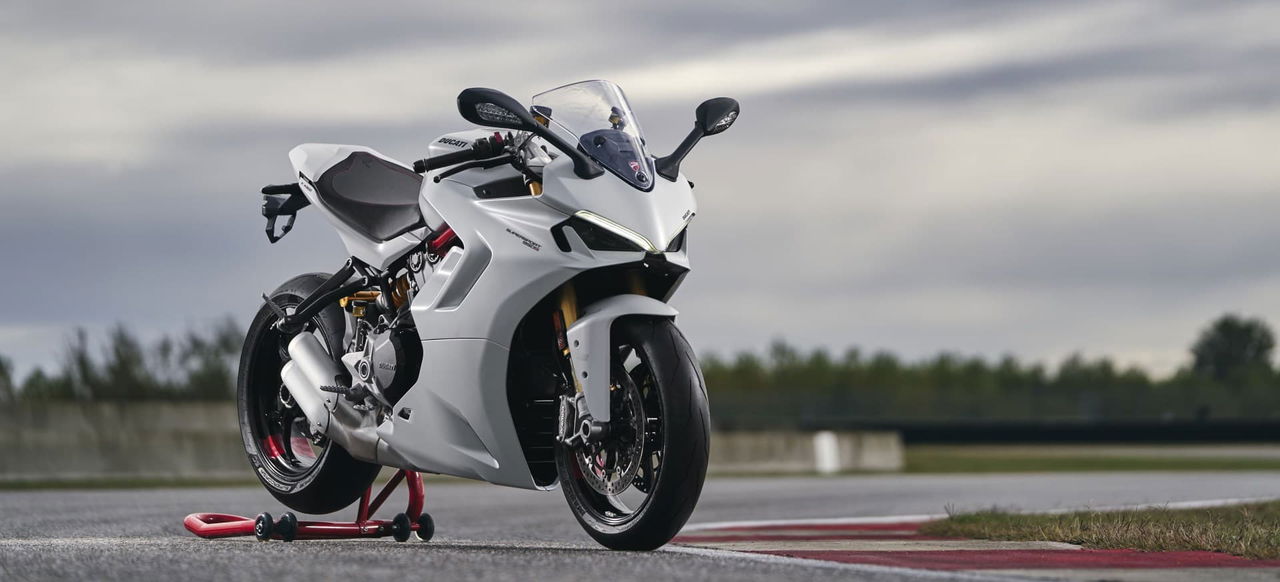 Ducati Supersport 950 S 2021 Portada