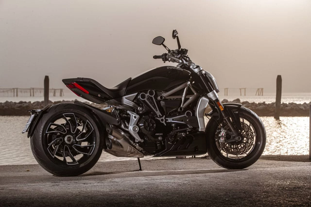 Ducati Xdiavel S 2021 04