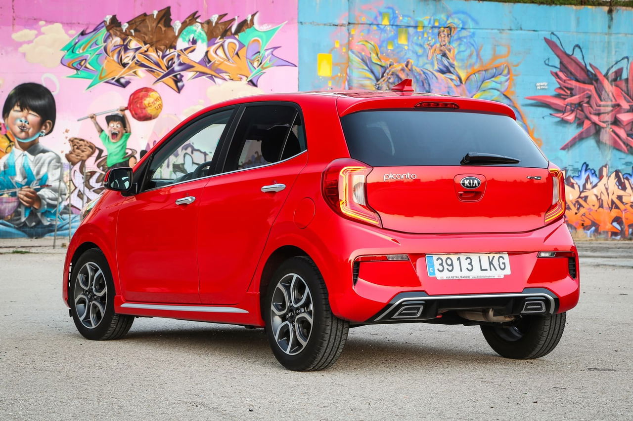 Kia Picanto 2021 02