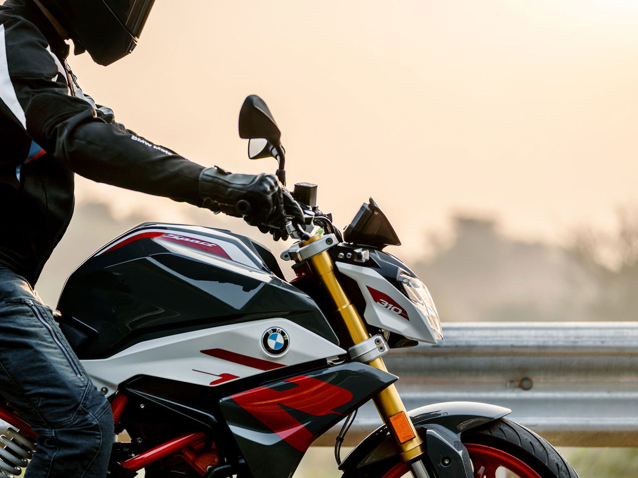 Moto Bmw G 310 R Perfil