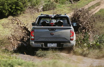 Nissan Navara Frontier 2021 1120 004