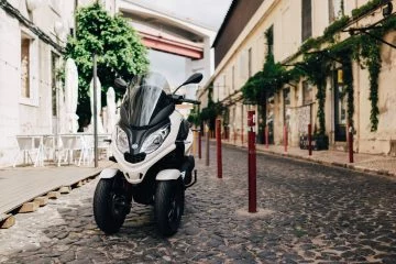 Piaggio Mp3 Scooter 3 Ruedas 01