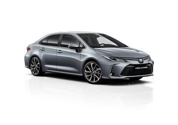 Toyota Corolla Sedan Electric Hybrid 2021 04