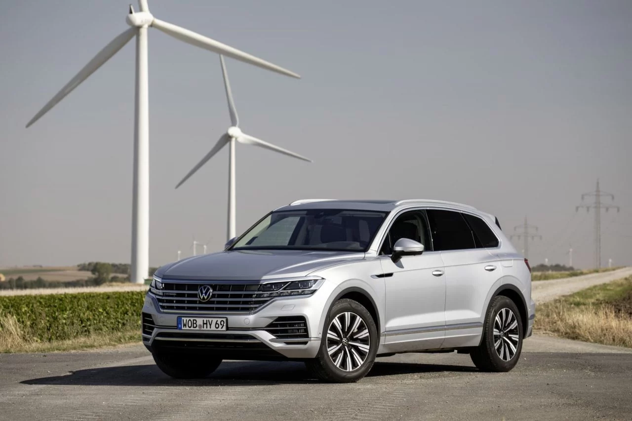 Volkswagen Touareg Ehybrid 2020 01