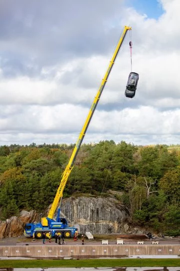 Volvo Cars Drops New Cars From 30 Metres To Help Rescue Services Save Lives