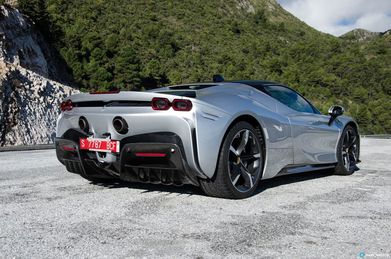 Ferrari Sf90 Stradale Prueba Dcd 1220 033 