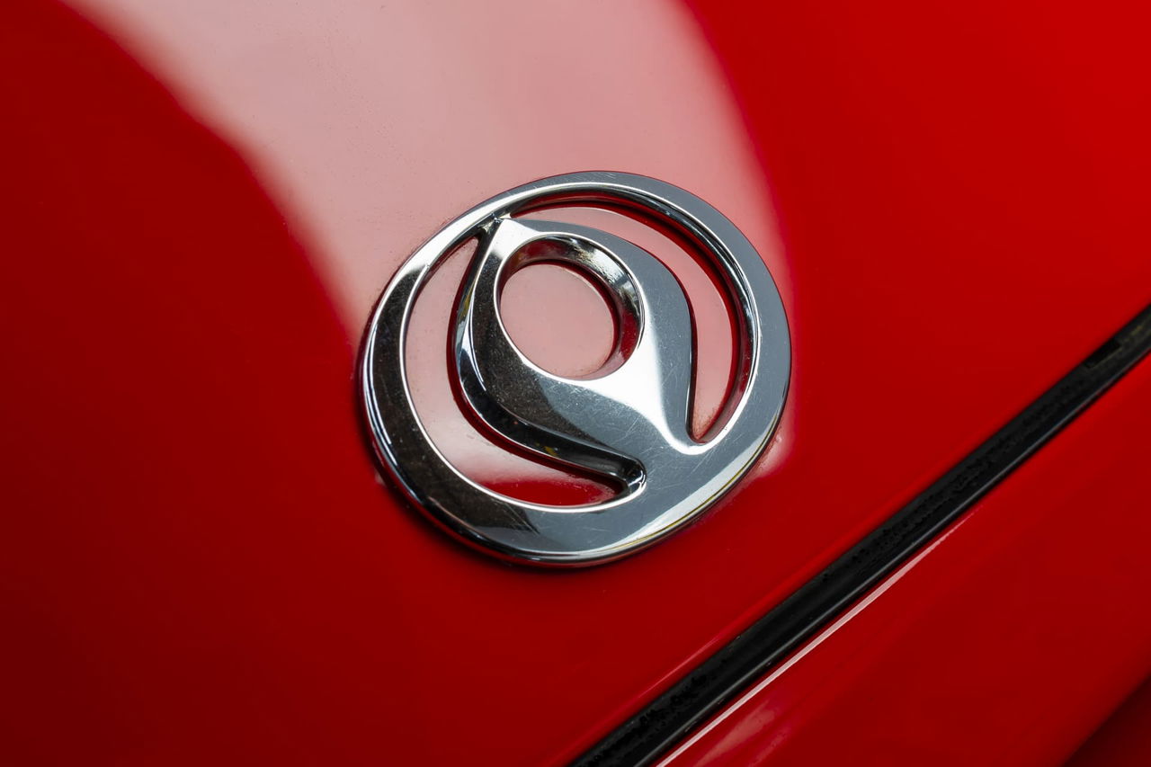 Historia Logo Mazda Diamante