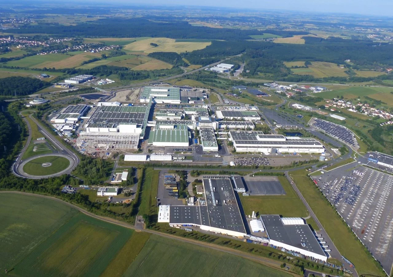 Zukunftsperspektive Für Standort Hambach Gesichert: Mercedes Benz Ag Verkauft Pkw Werk Im Französischen Hambach Future Prospects Secured For The Hambach Plant: Mercedes Benz Ag Sells Passenger Car Plant In Hambach, France