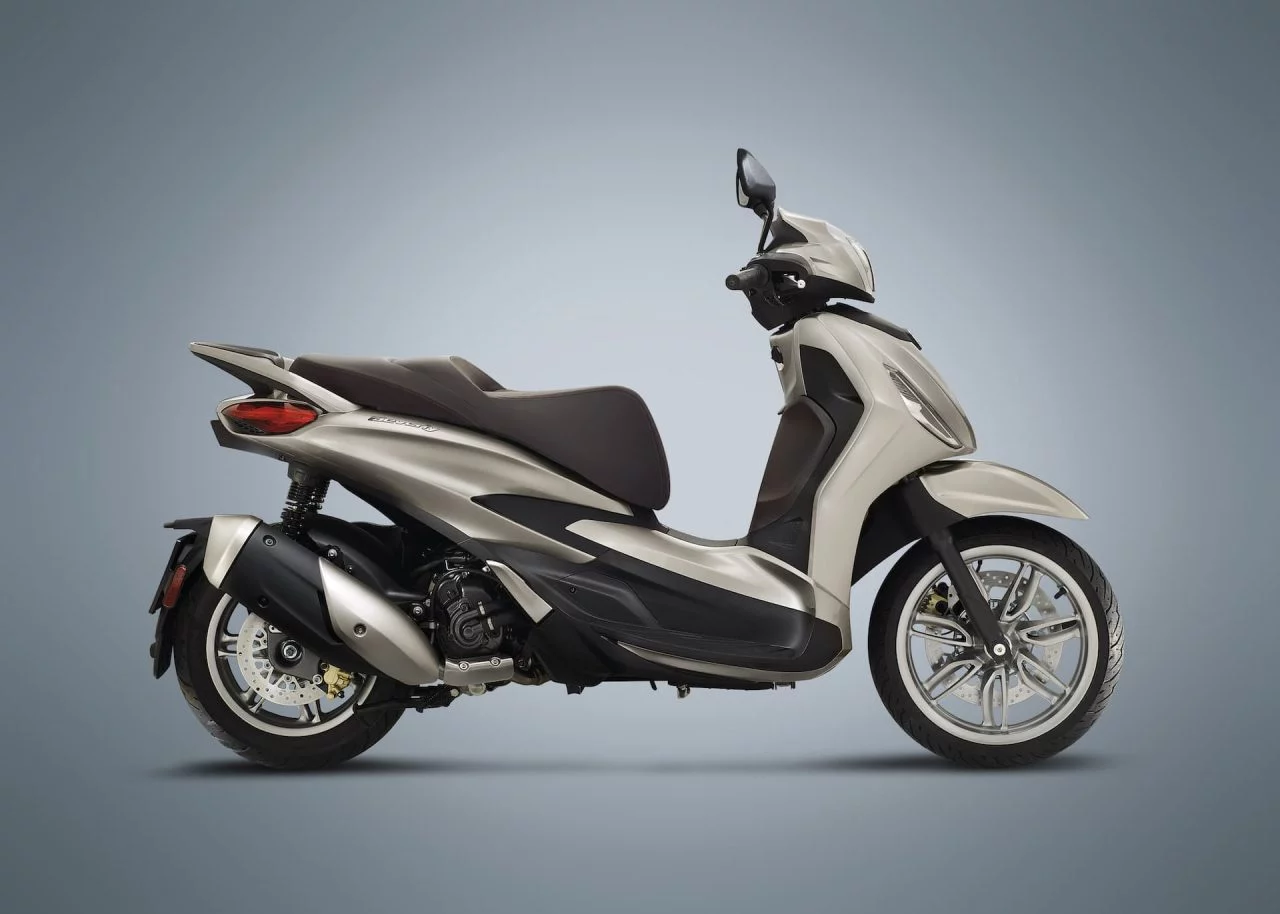 Moto Scooter Piaggio Beverly 300 Hpe 2