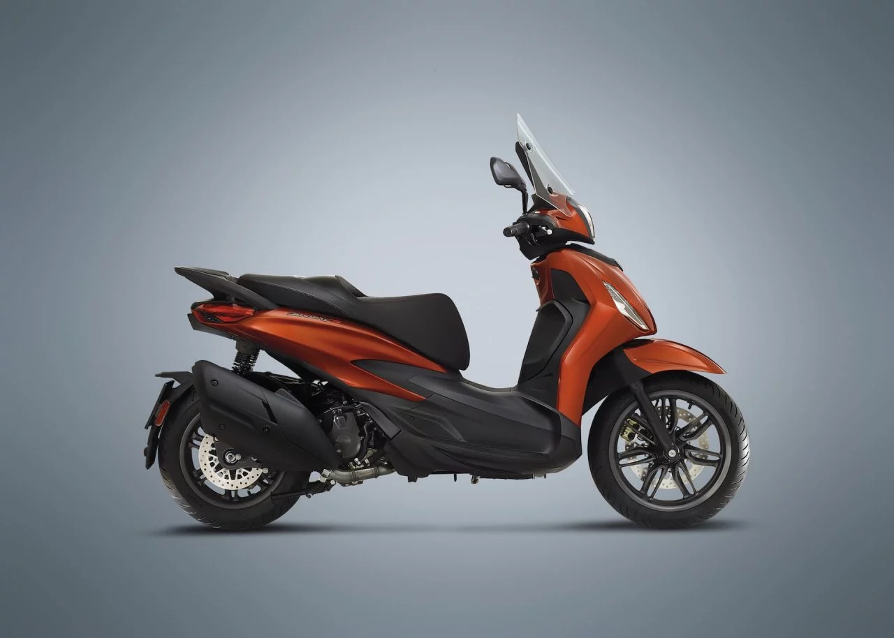 Moto Scooter Piaggio Beverly 400 S4