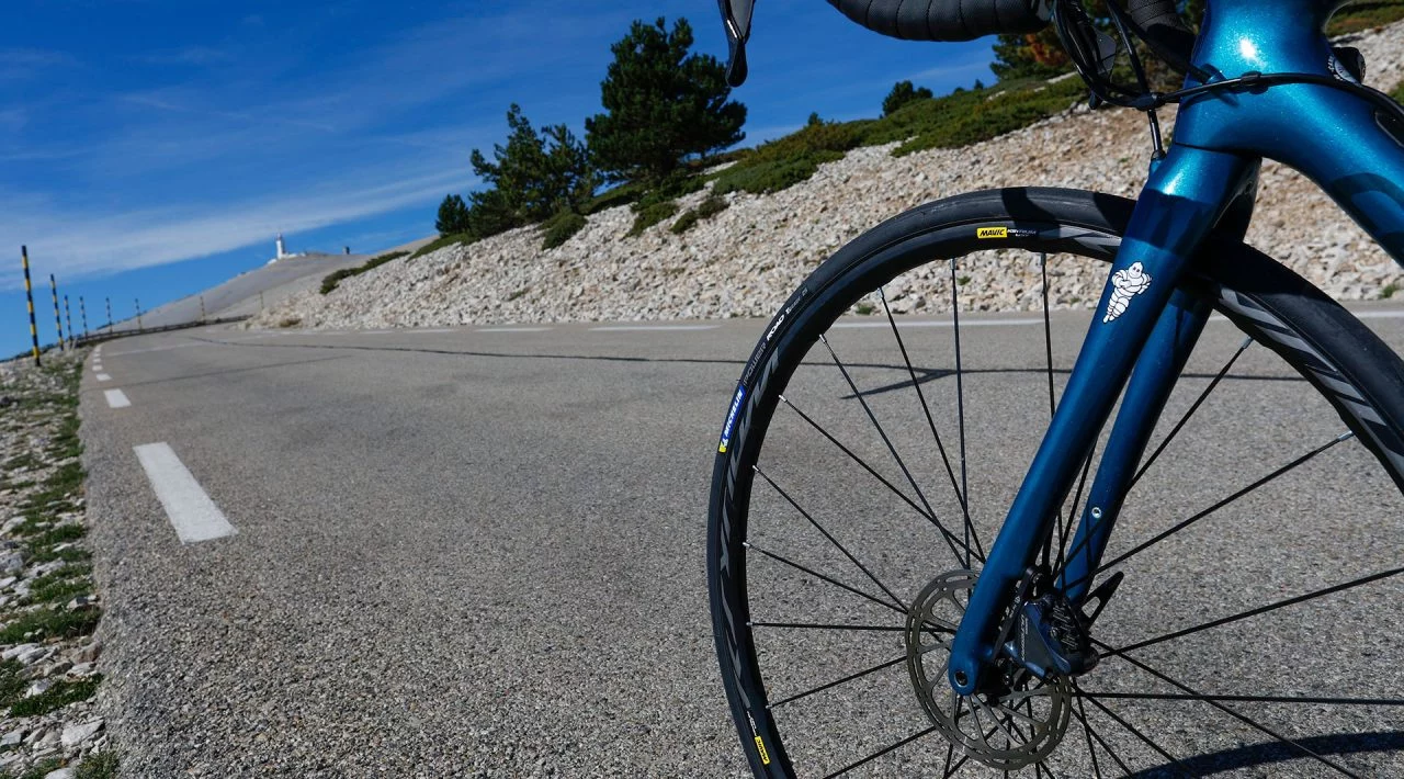 Ciclistas Quien Paga Las Carreteras