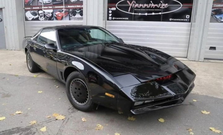 David Hasselhoff Subasta Coche Fantastico Kitt 01