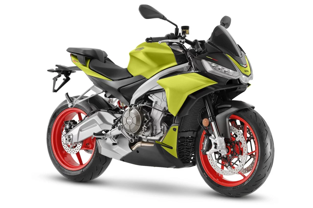 Moto Aprilia Tuono 660 1