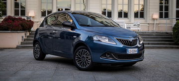 Lancia Ypsilon 2021 P