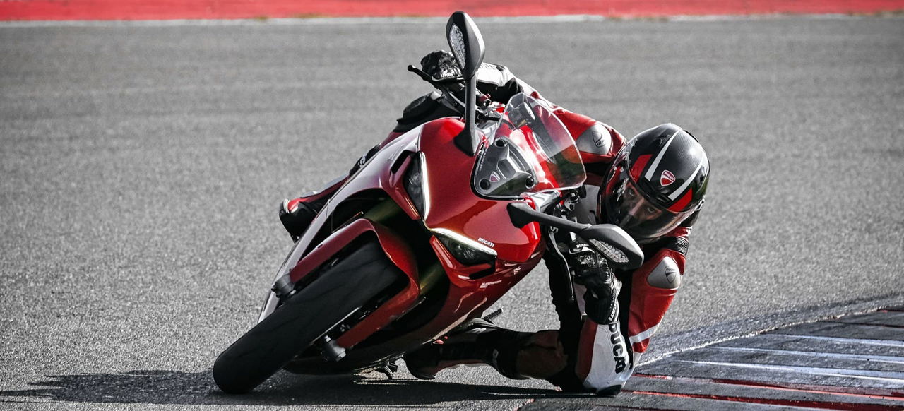 Multa Conducir Moto A Carnet A2 Ducati Supersport Portada