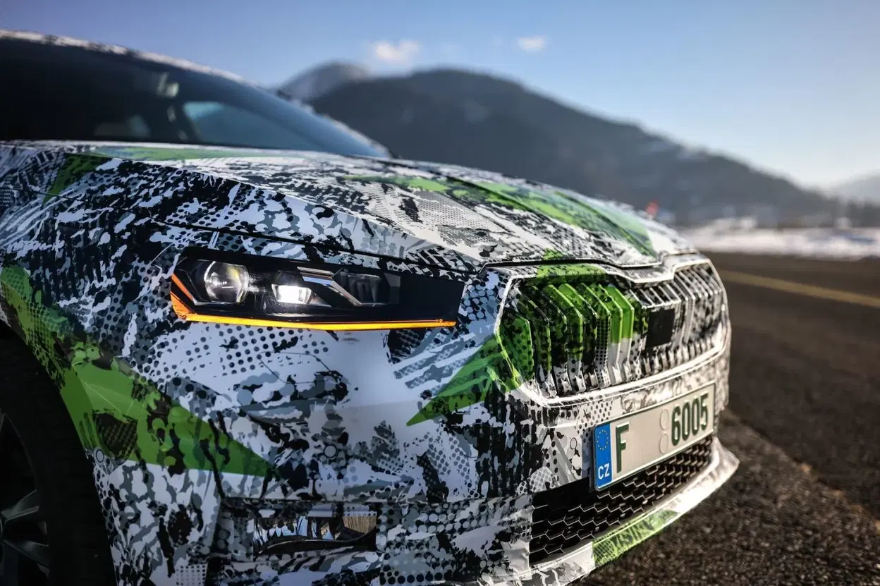 Skoda Fabia 2021 Camuflado 30