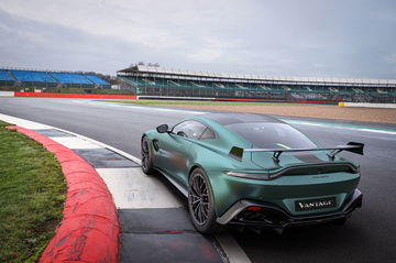 Aston Martin Vantage F1 Edition 7