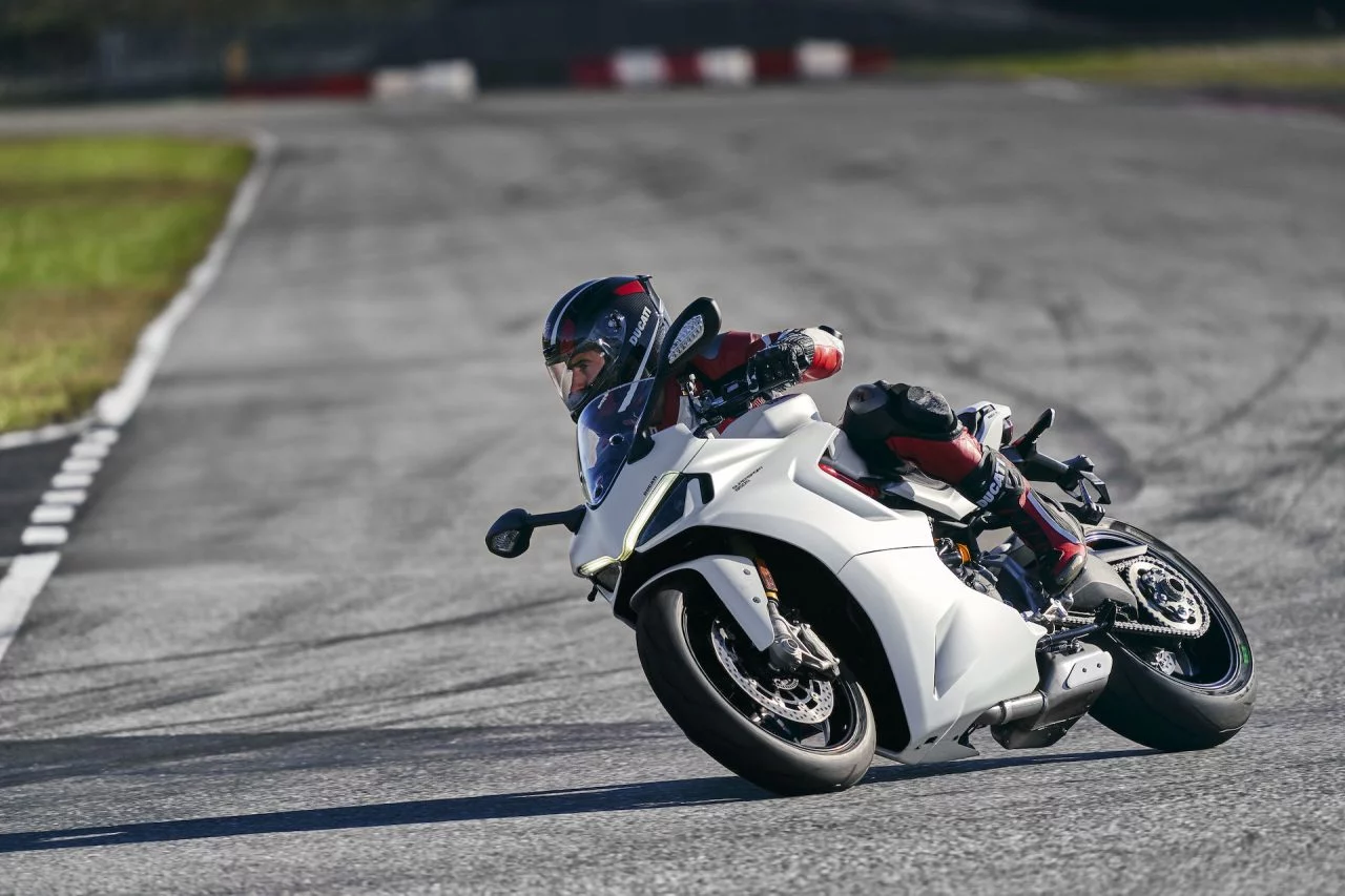 Dgt Cursos Conduccion Ducati Supersport 950