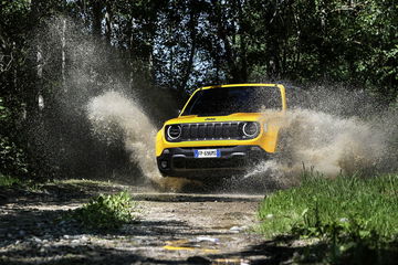 Jeep Renegade 2021 Trailhawk Amarillo 4x4