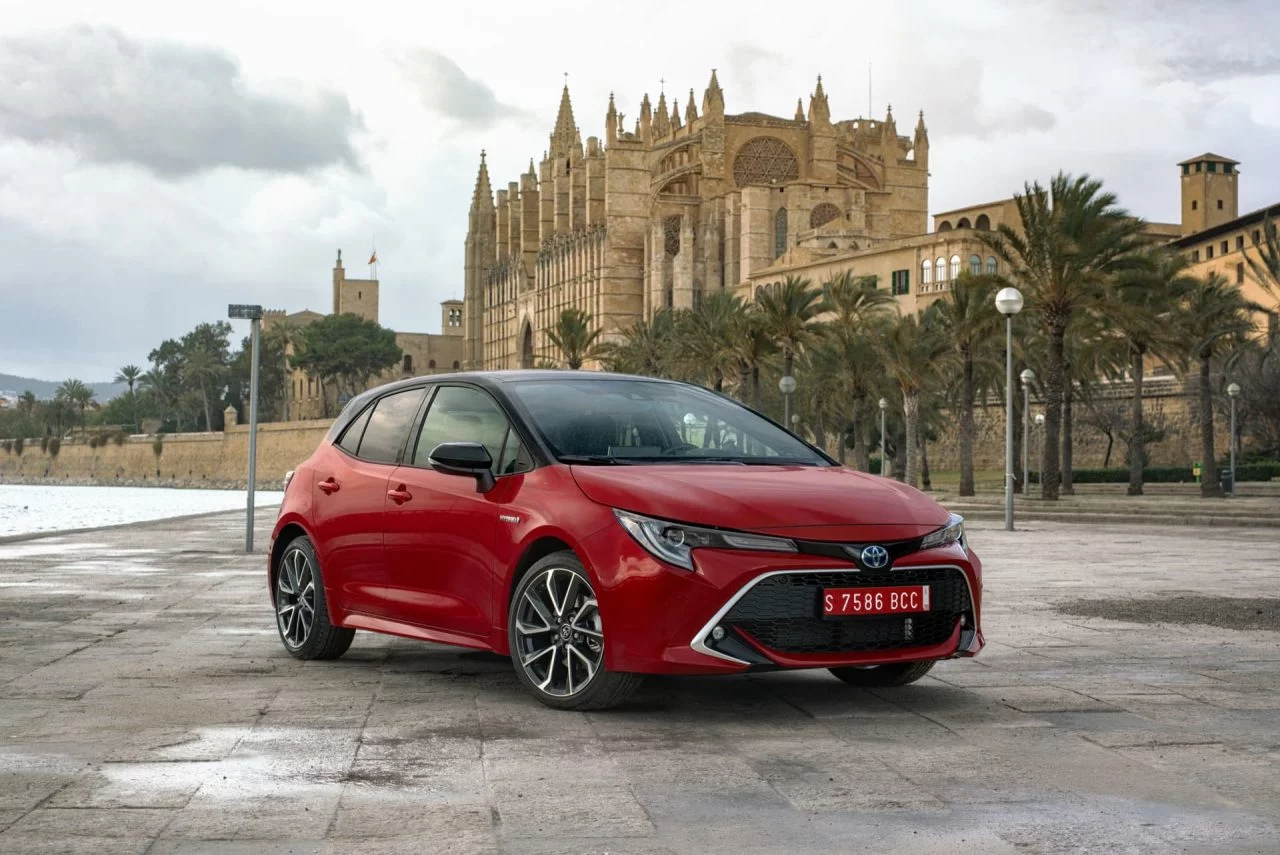 Toyota Corolla Hibrido Oferta Marzo 2021 Exterior 01