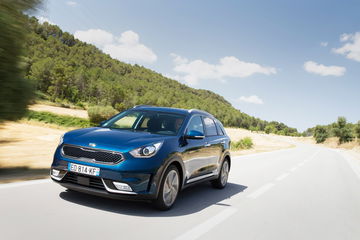 Kia Niro Hibrido Oferta Abril 2021 Exterior Frontal 03