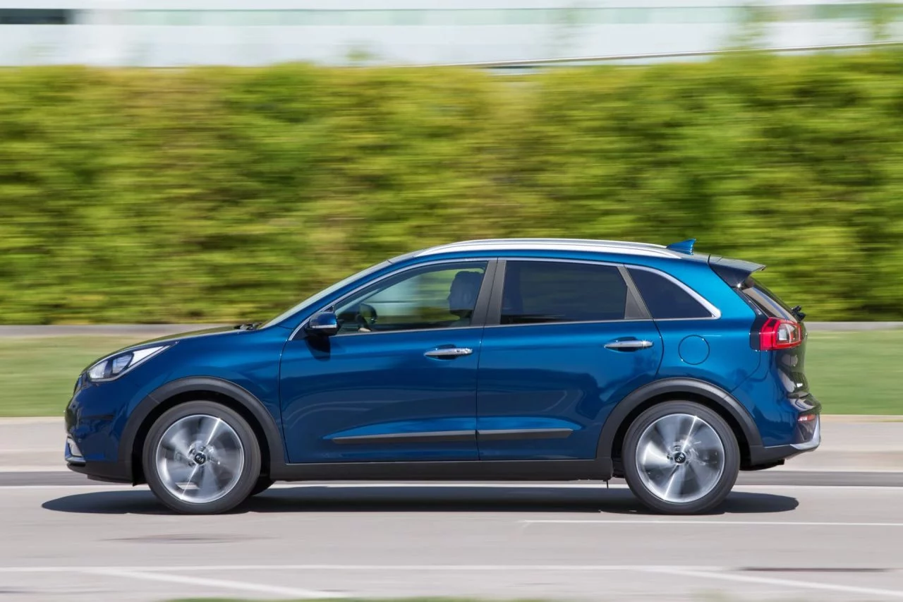 Kia Niro Hibrido Oferta Abril 2021 Exterior Lateral