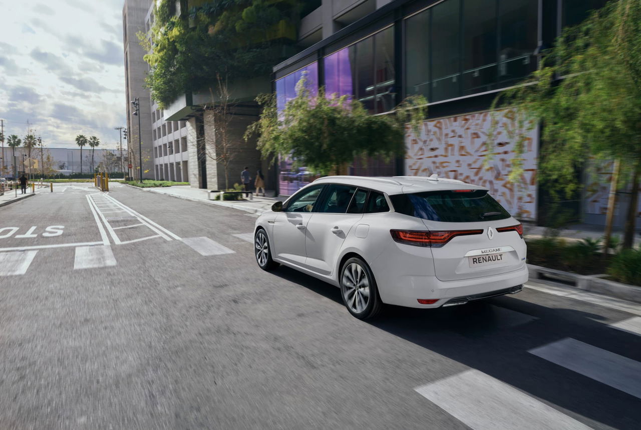 Renault Megane Phev Oferta Abril 2021 Exterior 04