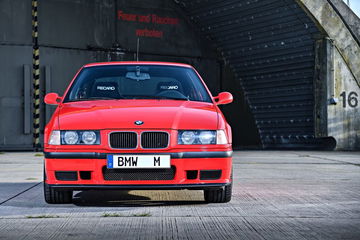 Bmw M3 Compact Historia 5