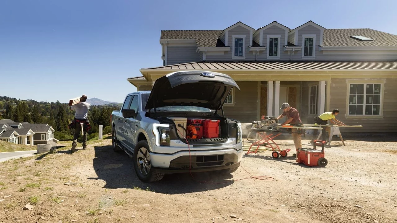 2022 Ford F 150 Lightning Xlt