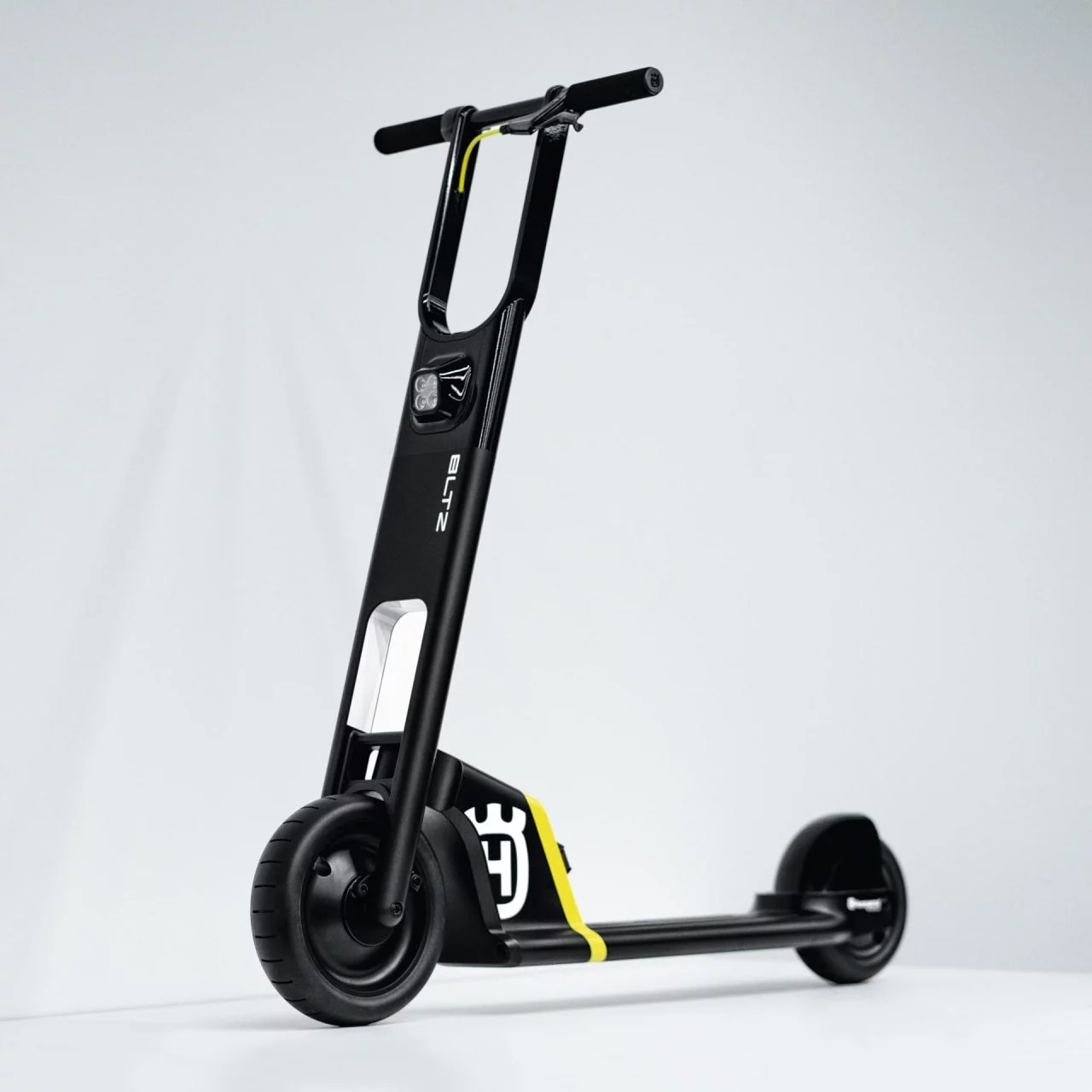 Husqvarna Bltz Concept Patinete Electrico 01