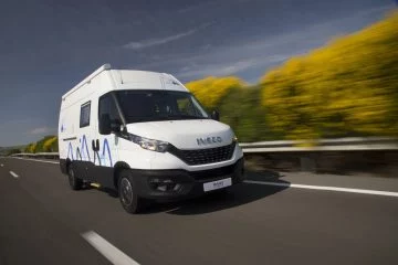 Iveco Daily Camper 2021 02