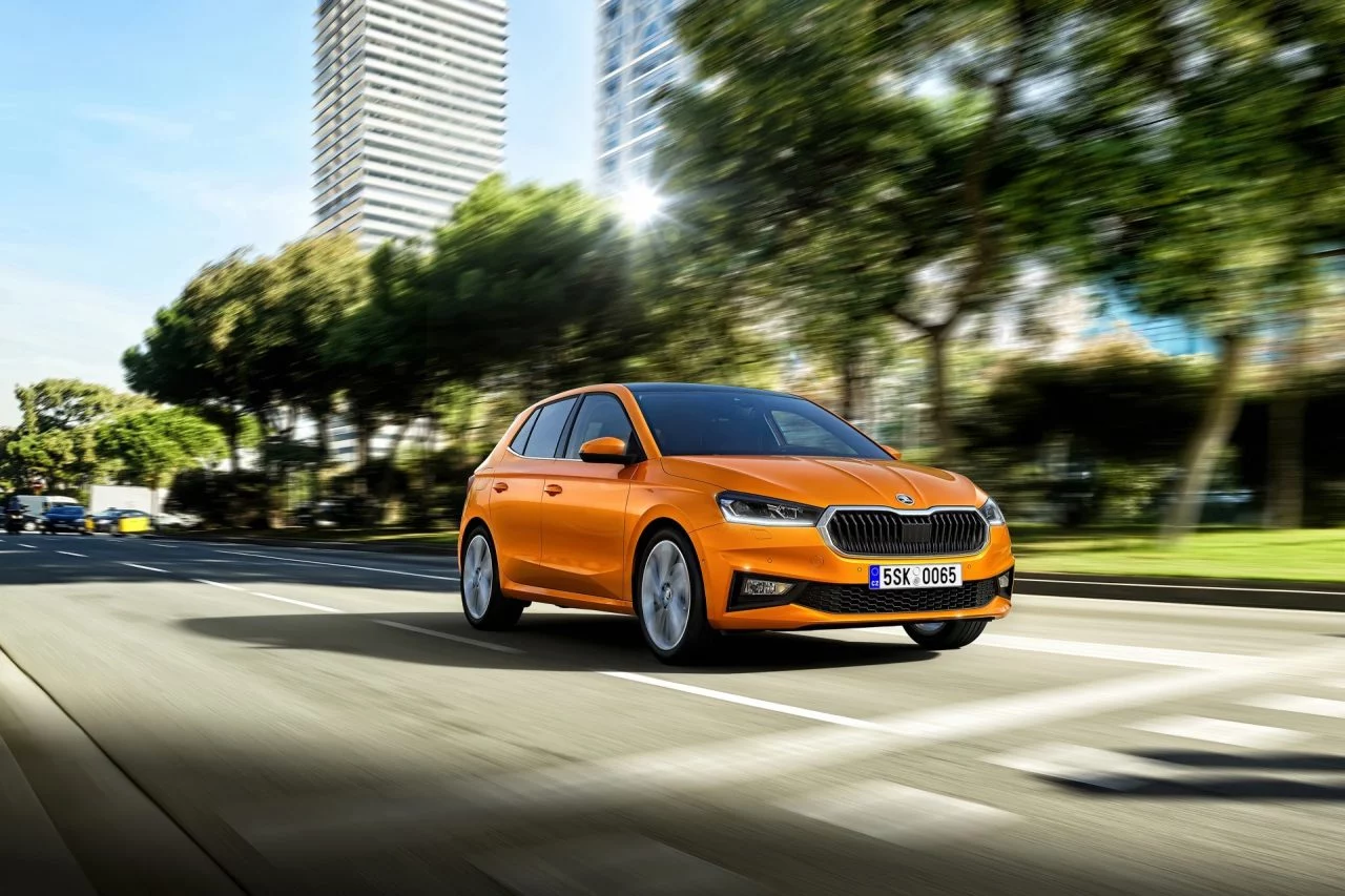 Skoda Fabia 2021 Naranja Frontal 1