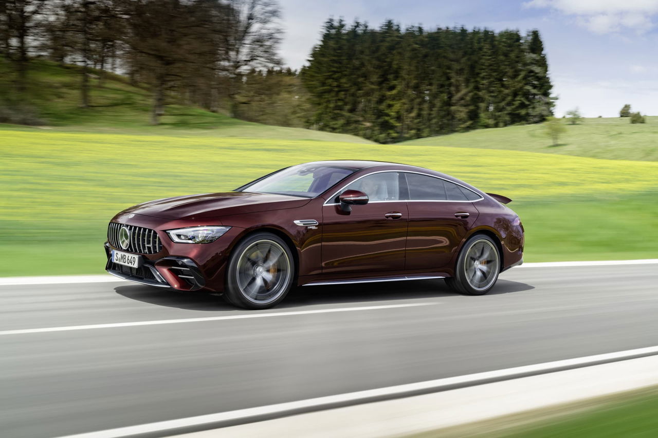 Das Neue Mercedes Amg Gt 4 Türer Coupé The New Amg Gt 4 Door Coupé